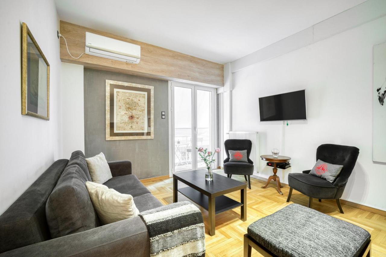 Delightful Stylish Two Bedroom Condo In Hip Area Of Central Αθήνα Εξωτερικό φωτογραφία