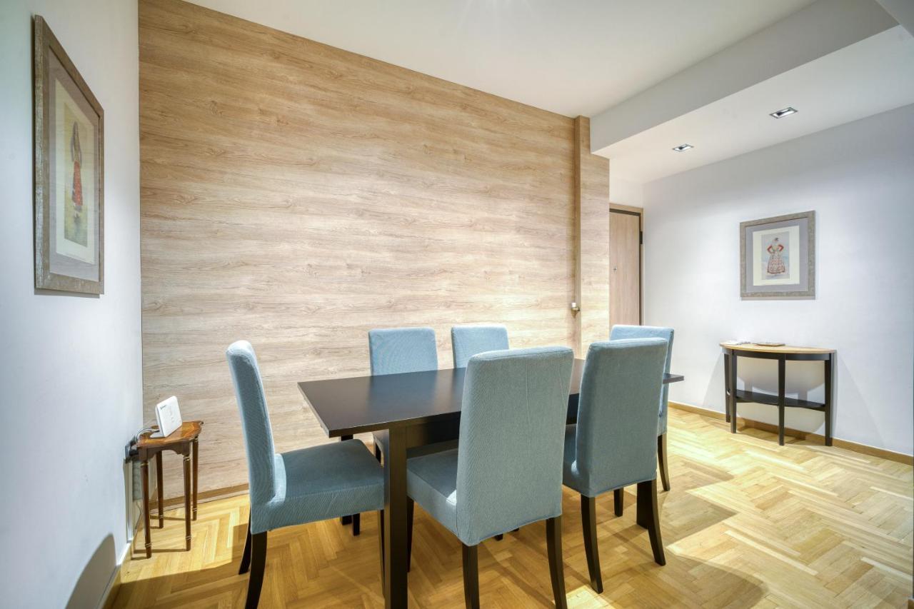 Delightful Stylish Two Bedroom Condo In Hip Area Of Central Αθήνα Εξωτερικό φωτογραφία